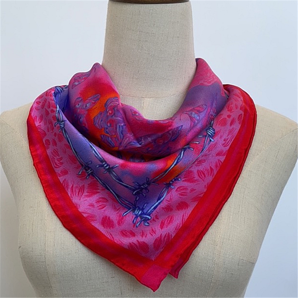 Wholesale custom photo printed on silk scarf