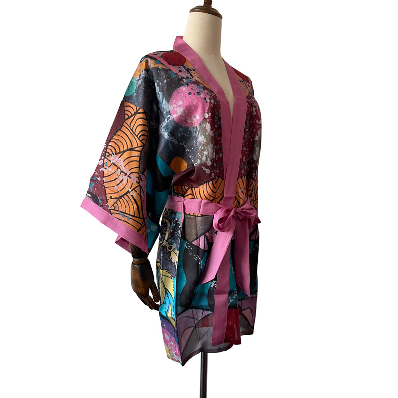 Custom kimono manufacturer printed 100% pure luxury silk kimono bathrobe